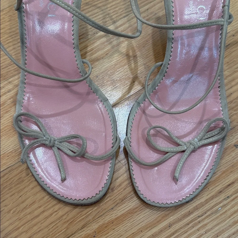 RARE Tom Ford Gucci Suede Bow Sandals - Picture 2 of 6